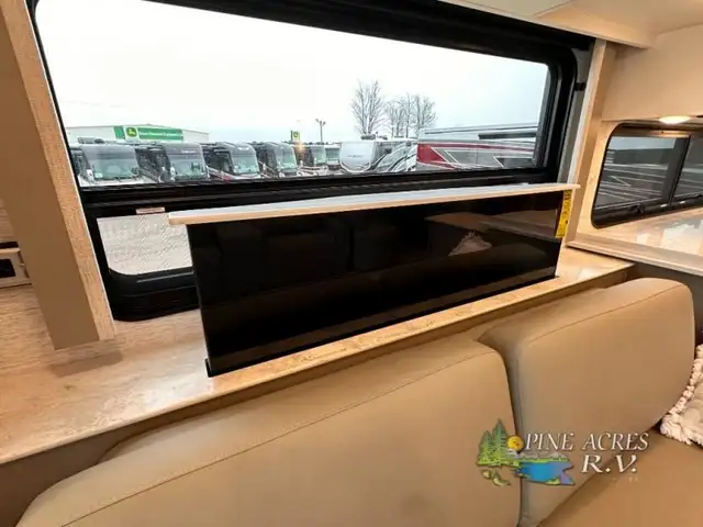 2025 Newmar Dutch Star 4369 Black Out Package in RVs & Motorhomes in Moncton - Image 33