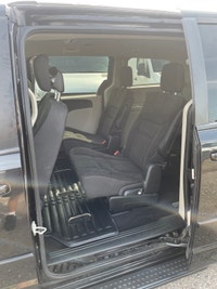 Brand new tires 3.6 V6 strong engine finished with a black paint job running boards towing go Seats... (image 4)
