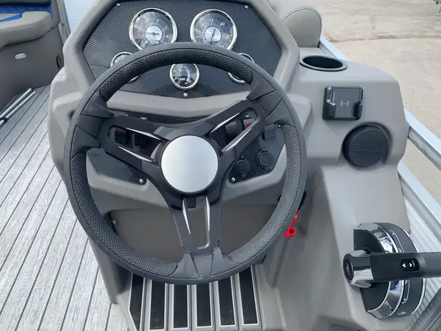 2024 Armada Magic Sky 188 Sport Tritoon in Powerboats & Motorboats in Sault Ste. Marie - Image 21