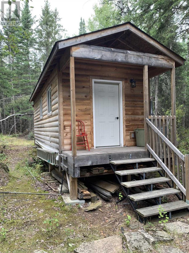 Sellers Island, Winnipeg River Minaki, Ontario Houses for Sale