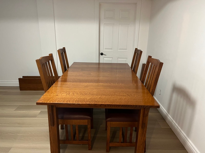 URBAN AMISH Quarter sawn white oak dining set Dining Tables & Sets