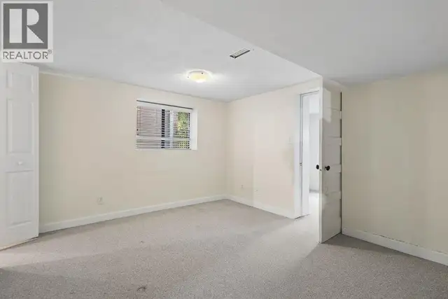 Ground level 3229 W 11TH AVENUE Vancouver, British Columbia in Long Term Rentals in Vancouver - Image 8