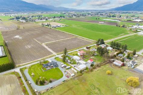 43275 ADAMS ROAD in Houses for Sale in Chilliwack