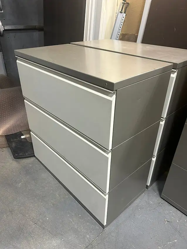 Herman Miller 3 Drawer Filing Cabinet!62863278348162122