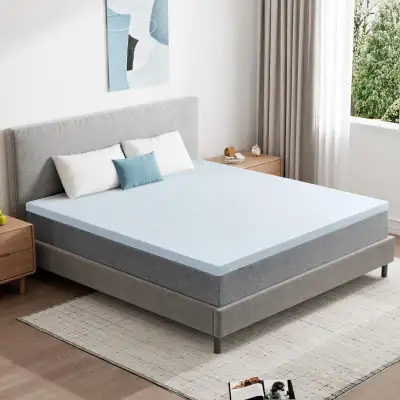 BNIB PRICE IS FIRM - Slufra 2 Inch Mattress Topper Queen... LOT#, View more