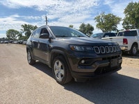 | GPS Navigation | Apple CarPlay and Android Auto | Power Liftgate | Foot-Activated Open 'N Go Liftg... (image 1)