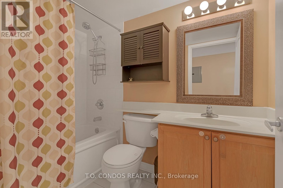 906 - 33 ELM DRIVE W Mississauga (City Centre), Ontario 3