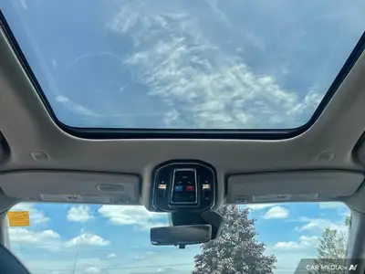 2023 Jeep Grand Cherokee 4xe Navigation | Pano Roof | Rear Seat, View more