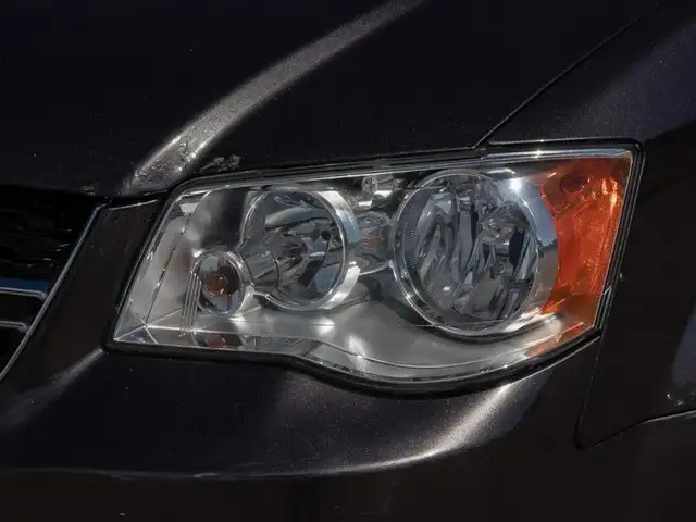 2016 Dodge Grand Caravan SXT - Power Windows - $65.41 /Wk in Cars & Trucks in Vernon - Image 10