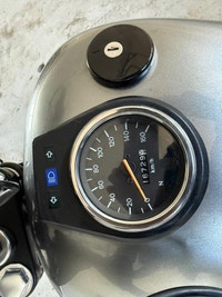 WAS: $4989 NOW: $3989 plus taxes and licensing feesIntroducing the 2019 Suzuki Boulevard S40, a stri... (image 6)
