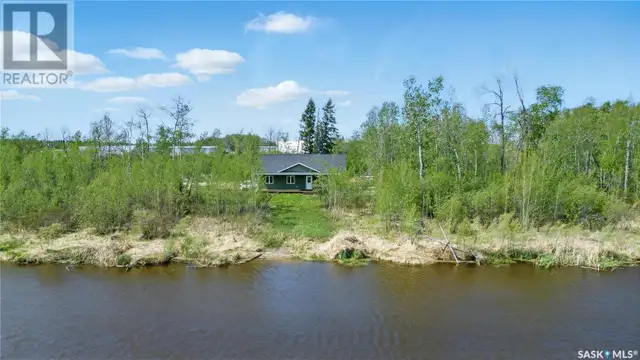 Christian Acreage 304 Railway AVENUE Meath Park, Saskatchewan in Houses for Sale in Meadow Lake - Image 5