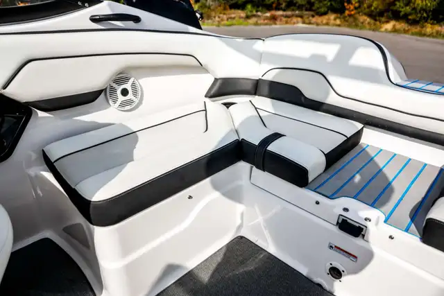 2018 Yamaha AR210 in Powerboats & Motorboats in Rimouski / Bas-St-Laurent - Image 15
