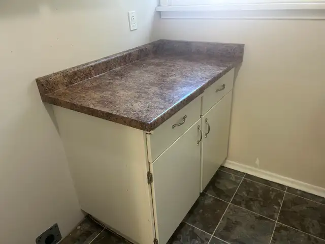 Attention: Adult/Senior 2 bedroom Townhome for Rent