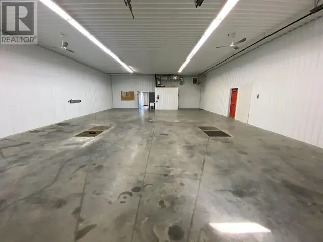 10215-10219 95 AVENUE Fort St. John, British Columbia in Commercial & Office Space for Rent in Fort St. John - Image 13