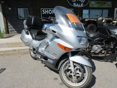 Really nice bike, runs great! the rear diff and output shaft seals are leaking, the ABS light is on....