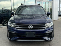 * R-Line Design: The Highline trim comes with the exclusive R-Line styling package, which includes s... (image 1)