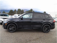 2024 VOLKSWAGEN TIGUAN COMFORTLINE R-LINE BLACK EDITION - NO ACCIDENTS - ONE OWNER- BC VEHICLE - BAC... (image 1)