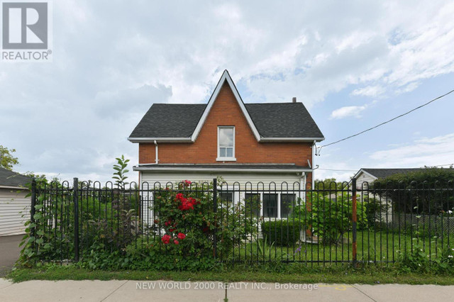 8071 KIPLING AVE Vaughan, Ontario in Houses for Sale in Markham / York Region