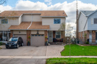 3 BR | 2 BATH WITH GARAGE (SEMI-DETACHED) IN WHITBY
