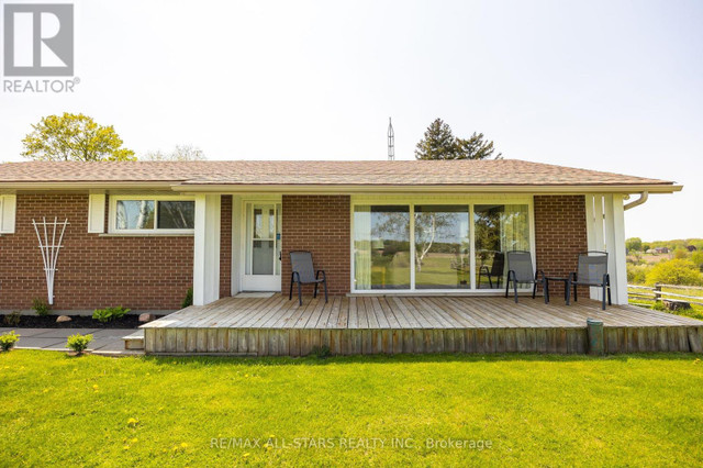 C20750 HIGHWAY 12 Brock, Ontario in Houses for Sale in Markham / York Region - Image 4