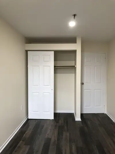 Renovated 1 Bedroom Apartment Available March 1st, 2026 Welcome to Harbourshore Apartments, located...