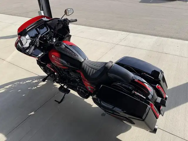 2026 Harley-Davidson FLTRXSTSE - CVO Road Glide ST in Sport Touring in Saskatoon - Image 6