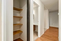 Amenities: Spacious Rooms • Great Location • Dishwasher Available Suite & Building: Bachelor, one-be... (image 6)