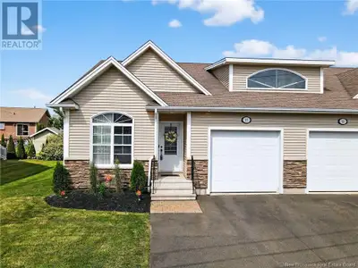Welcome to this beautifully maintained 3-bedroom, 2.5-bathroom semi-detached condo! With an attached...
