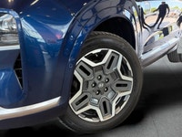 Experience premium comfort and confidence in this stunning 2021 Hyundai Santa Fe Calligraphy. This a... (image 1)