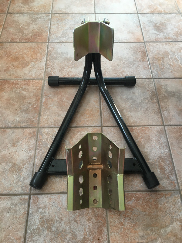 Motorcycle Wheel Stand in Motorcycle Parts & Accessories in London