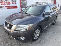 Check out this pre-owned 2014 Nissan Pathfinder we recently got in. This Nissan Pathfinder offers al... (image 3)
