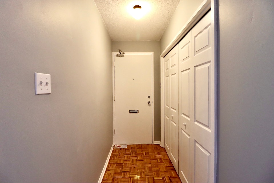 ONE MONTH FREE!  2 Bedroom Sandy Hill - Ottawa U/Market/Downtown 4