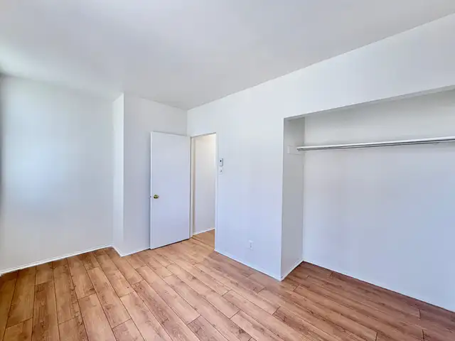 3 et demi - Hochelga - Électros inclus - Dispo maintenant! in Long Term Rentals in City of Montréal - Image 10
