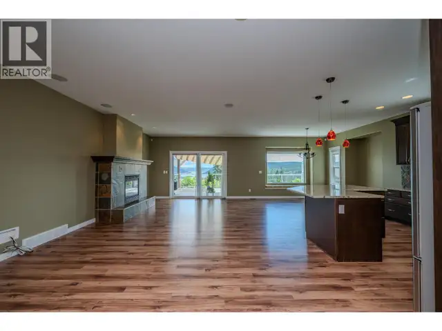 134 EAGLE CRESCENT Williams Lake, British Columbia in Houses for Sale in Williams Lake - Image 5