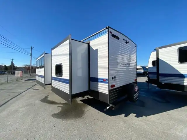 2025 Keystone RV Springdale 310BR in Travel Trailers & Campers in Bedford - Image 10