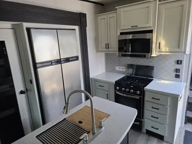 2021 Highland Ridge RV Roamer 264RLS in Travel Trailers & Campers in Penticton - Image 8