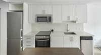 Elevate your living in the heart of Downtown Ottawa right beside the LRT with a variety of luxury fl... (image 5)