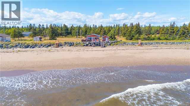 81 rue de la Mer Street Val-Comeau, New Brunswick in Houses for Sale in Bathurst - Image 3