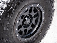 Adds: 3.5 Inch Readylift Lift Kit With Falcon Shocks Falcon Steering Stabilizer 17 Inch Pro Comp Pha... (image 3)