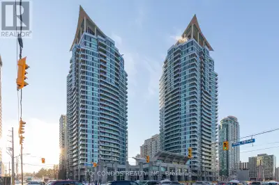 906 - 33 ELM DRIVE W Mississauga (City Centre), Ontario
