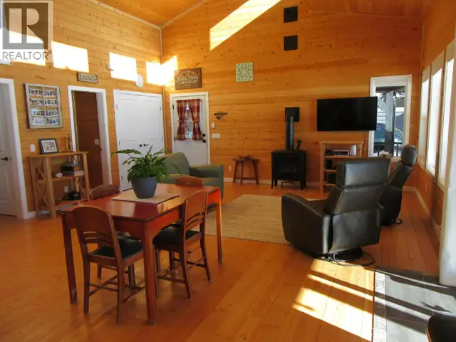 7634 BURGESS ROAD Deka Lake / Sulphurous / Hathaway Lakes, Briti in Houses for Sale in 100 Mile House - Image 31