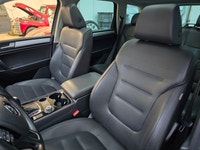 ****Fully Inspected Brand New Continental Winter Tires, New Water Pump, New Thermostat, New Heater C... (image 5)