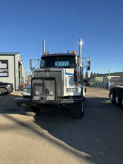 Western Star 4900SA Texas Winch, View more