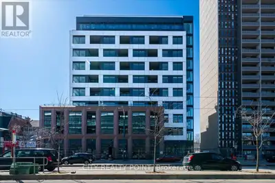 804 - 664 SPADINA AVENUE Toronto (University), Ontario
