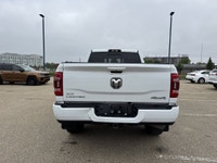 This Ram 2500 delivers a Intercooled Turbo Diesel I-6 6.7 L/408 engine powering this Automatic trans... (image 5)