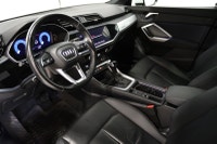 Traction intégrale Audi quattro / Modèle Komfort avec l'Ensemble Canada Edition / Roues 19 pouces /... (image 1)