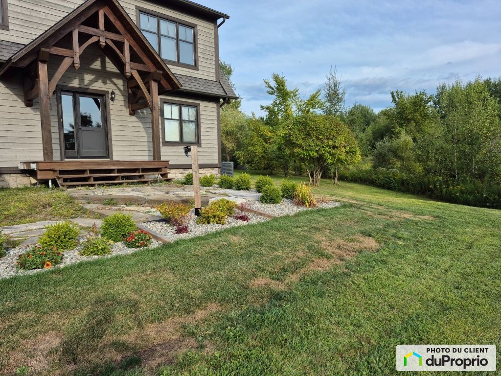 $1,099,000 - 2 Storey for sale in Eastman — photo 2