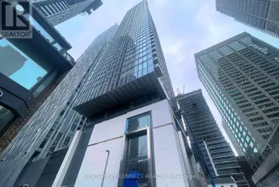Stunning 2-bedroom Suite At 8 Cumberland Condos! Ideally Situated In The Prestigious Yorkville Neigh...