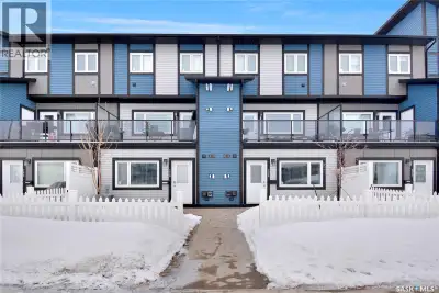 Welcome to your new home in beautiful Evergreen.This well-maintained 2-bedroom, 1-bathroom condo off...