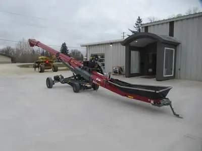 Meridian 20-45 Reliabelt Conveyor, Hydraulic Mover Kit, Kohler 38 HP EFI Engine, Electric Clutch, Jo...
